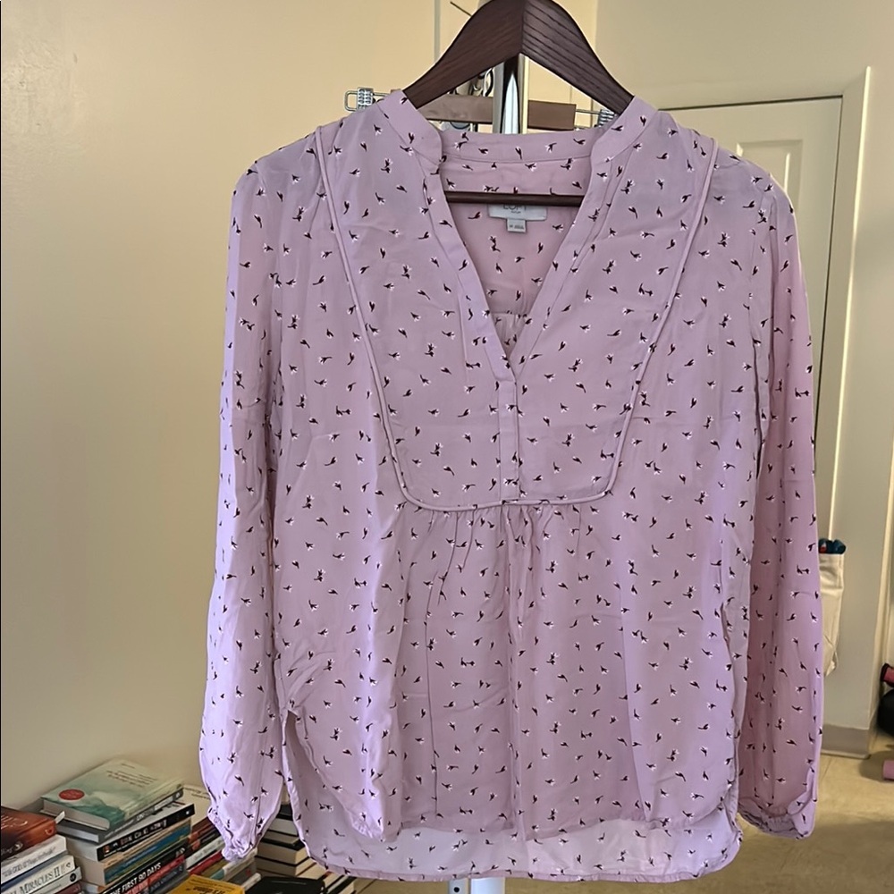 Loft Women's Soft Pink Blouse